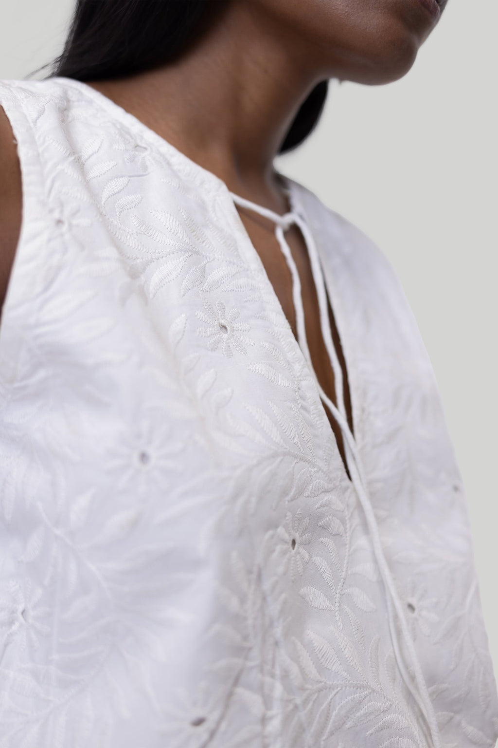 Tiered embroidered short dress